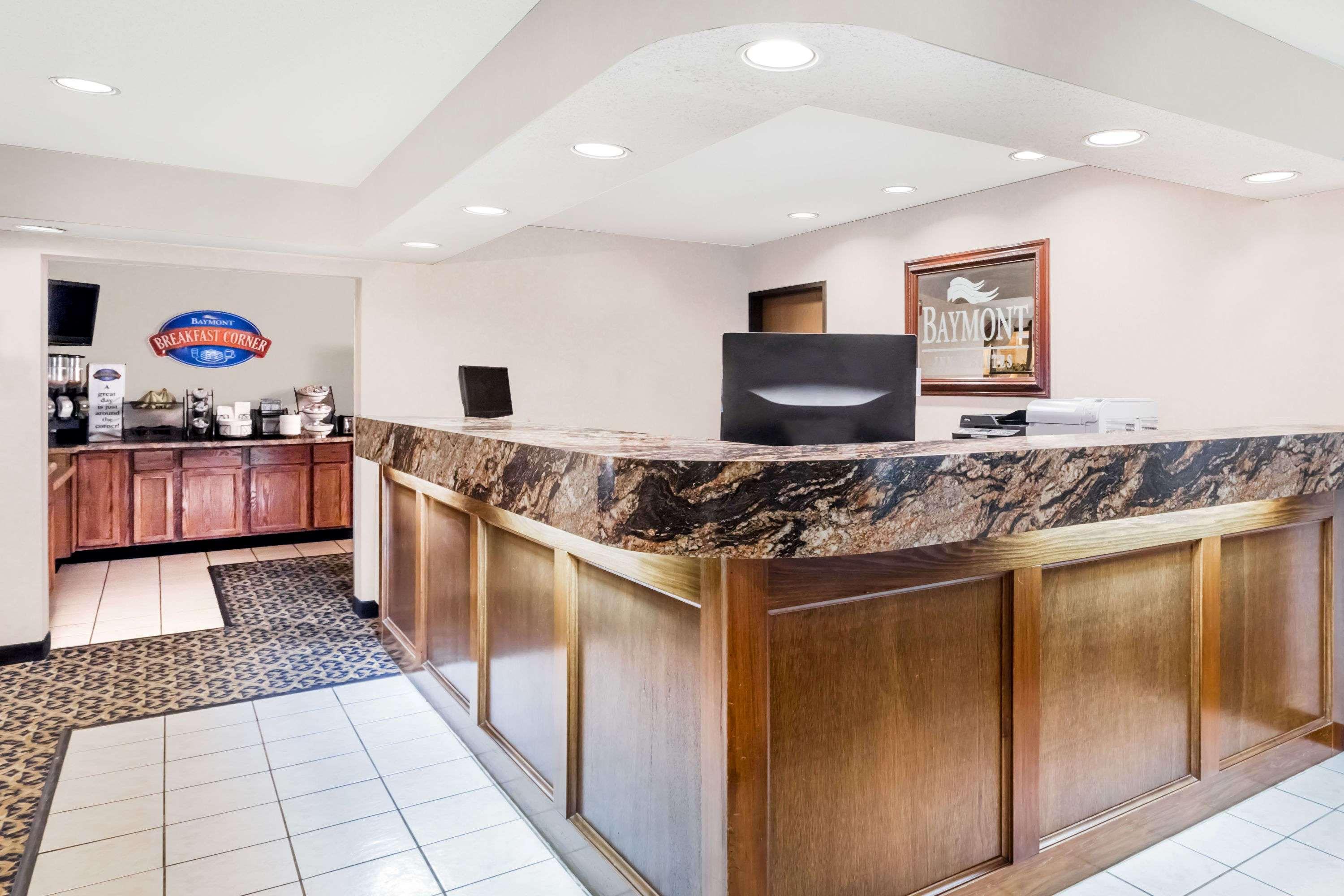 Baymont By Wyndham Lemars Hotel Le Mars Exterior photo